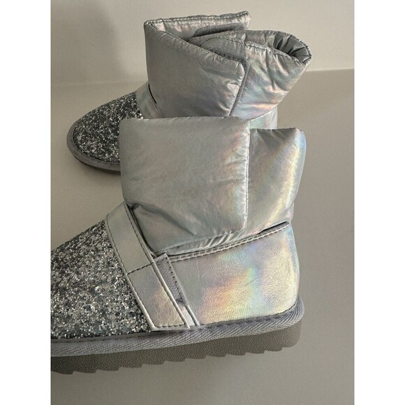 K KomForme Girl's boots Light SILVER Snow Winter Boots with Glitter Size 2 - Picture 8 of 14